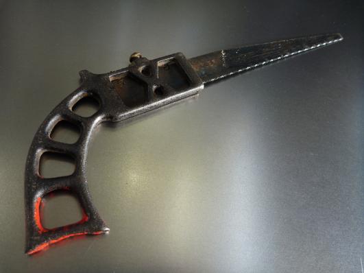 cast iron hacksaw, flamingsteel.com, steel sculpture, steel art, roy mackey