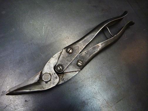 cool tin smips, flamingsteel.com, steel sculpture, steel art, roy mackey