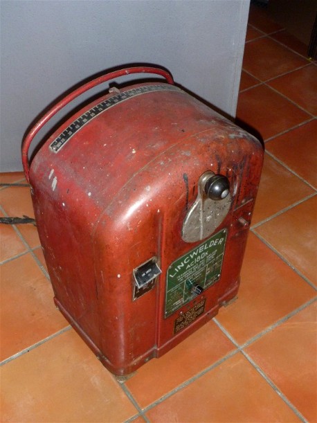 vintage welder, lincoln welder, flamingsteel.com, roy mackey