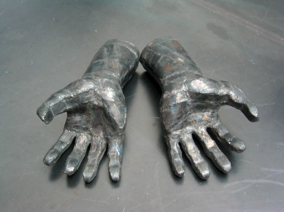 Steel hands 2, steel sculpture, steel art, roy mackey, flamingsteel.com, vancouver bc