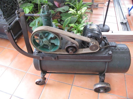 Antique air compressor, flamingsteel.com, roy mackey