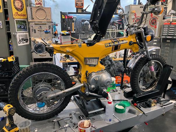 Honda ST90 restoration flamingsteel roy mackey