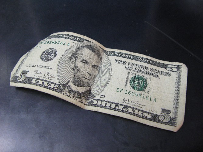 Free US five dollar bill at flamingsteel.com